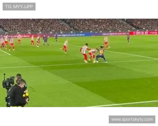 畅享热血对决，开云足球直播带你领略球场魅力